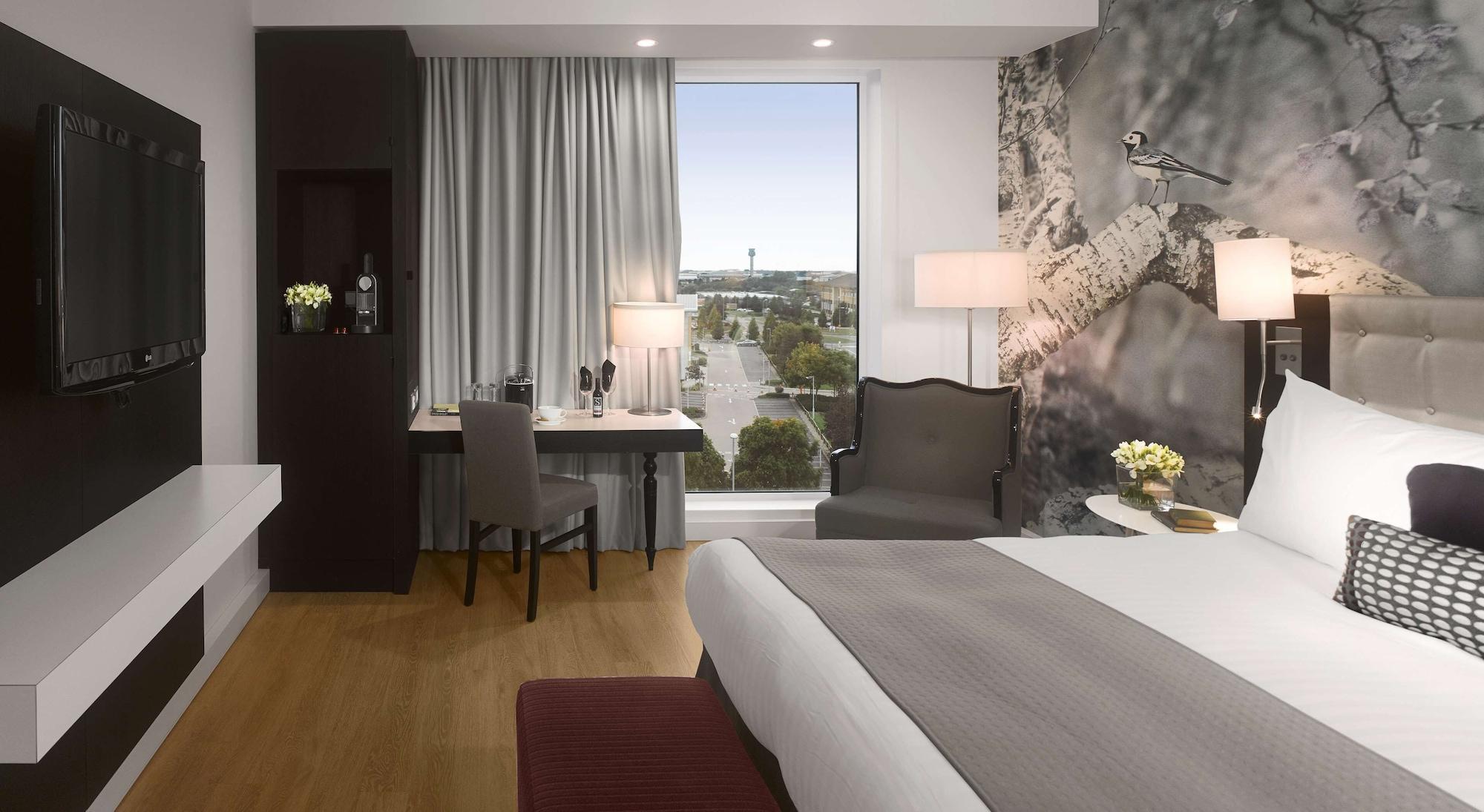 Hotel Radisson Blu East Midlands Airport 4*